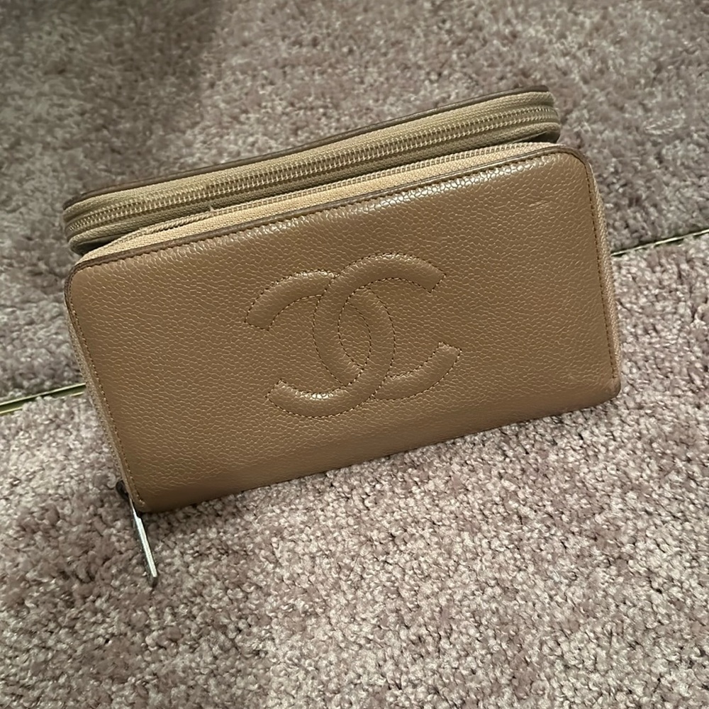 Chanel Zippy